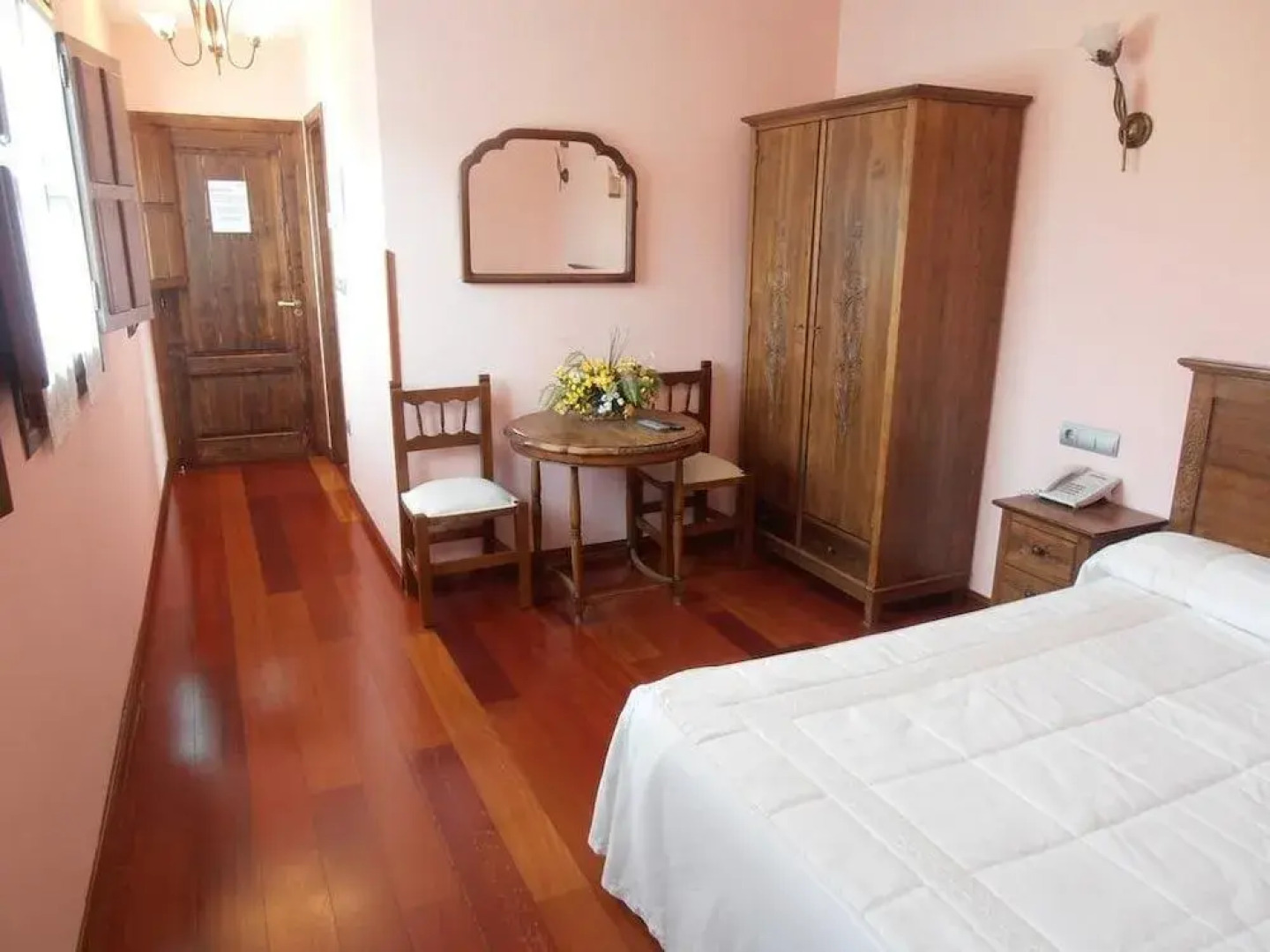 Hostal Virgen de la Encina