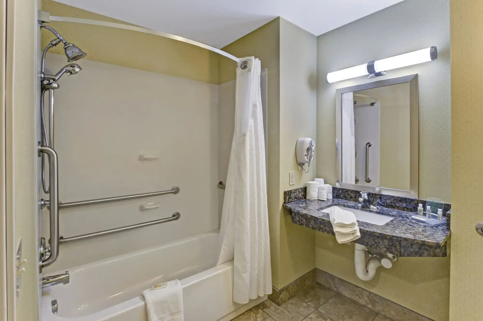 Holiday Inn Christiansburg Blacksburg by IHG