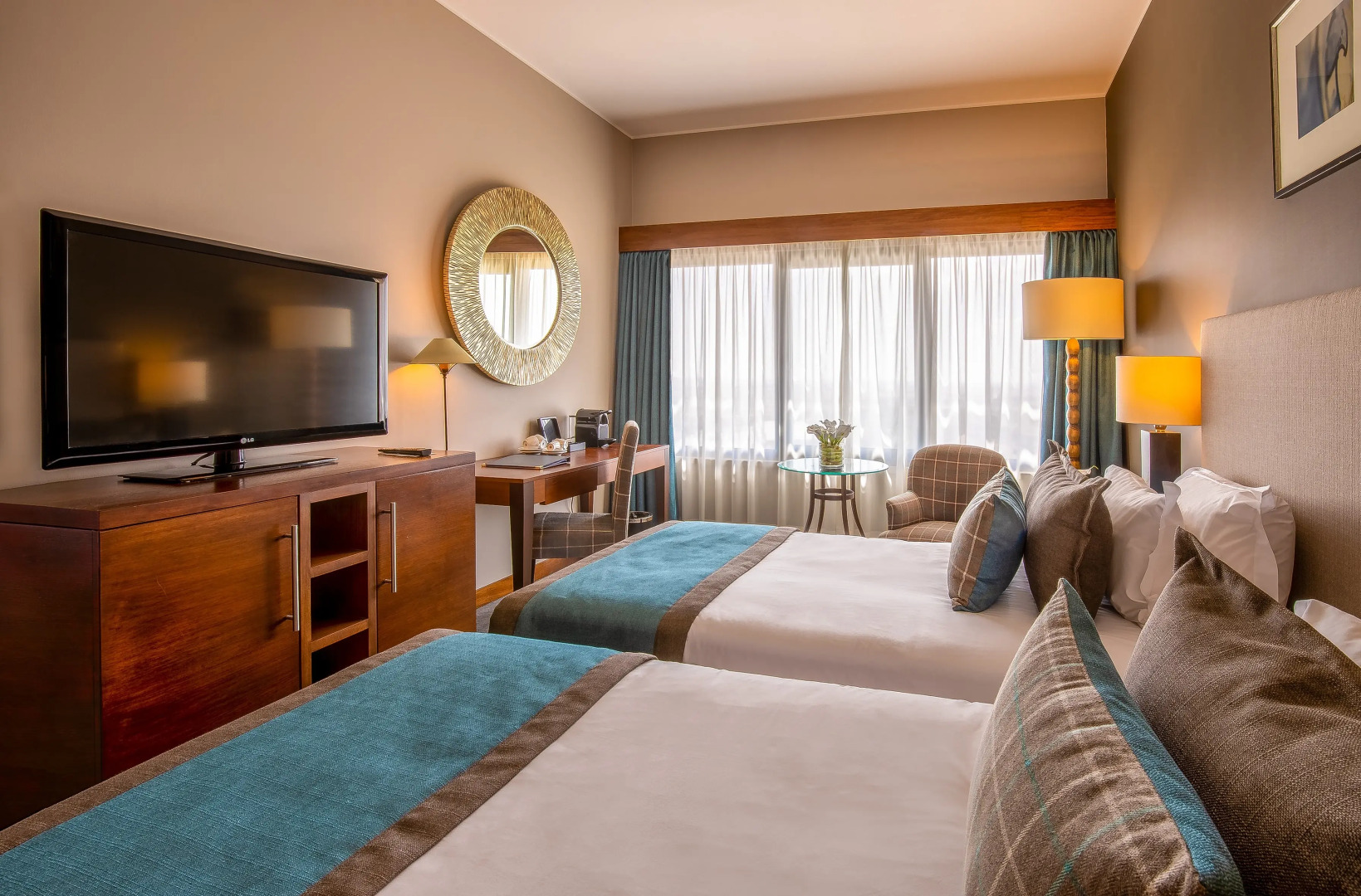 Отель Verdi Santarem