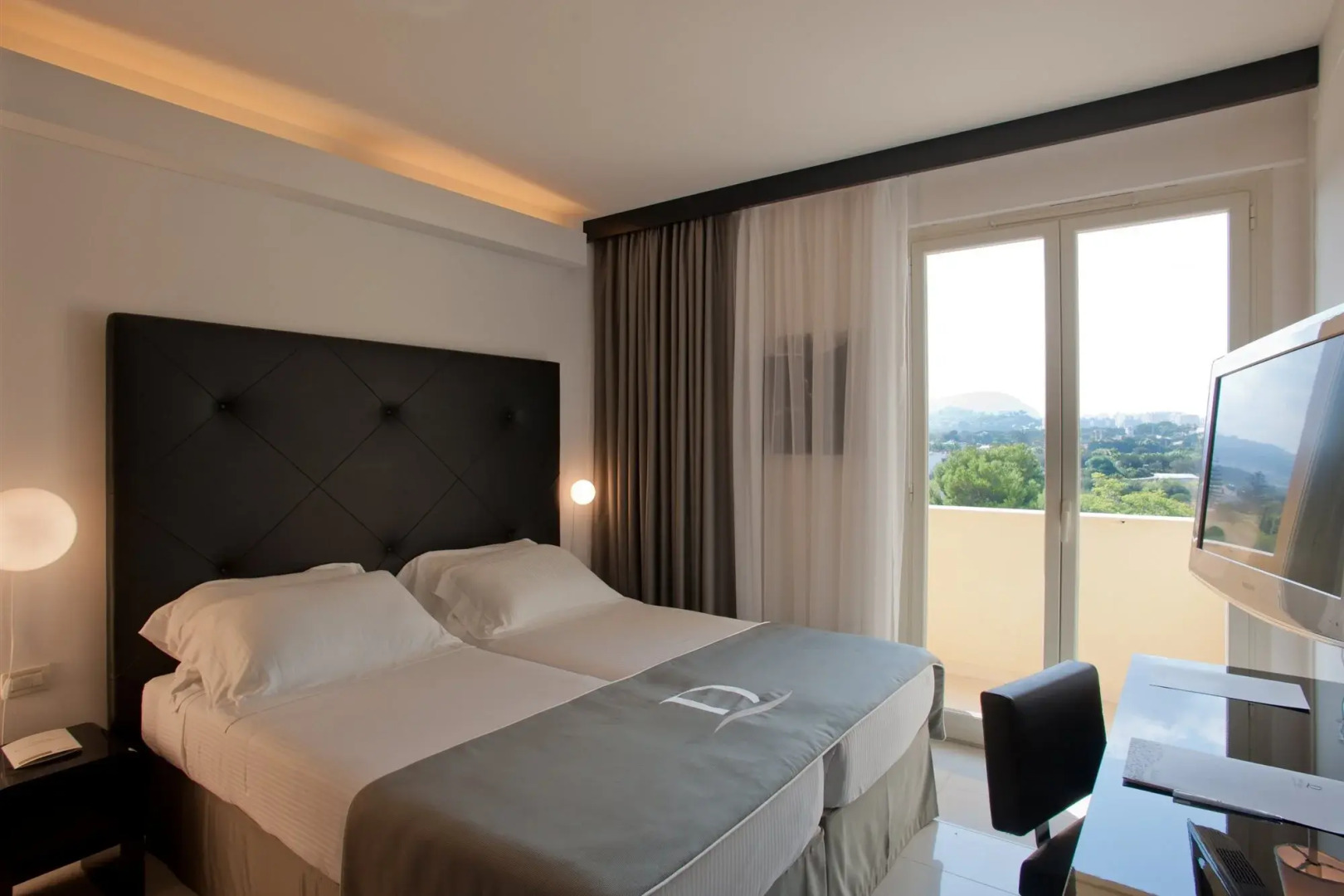 Domina Zagarella Sicily