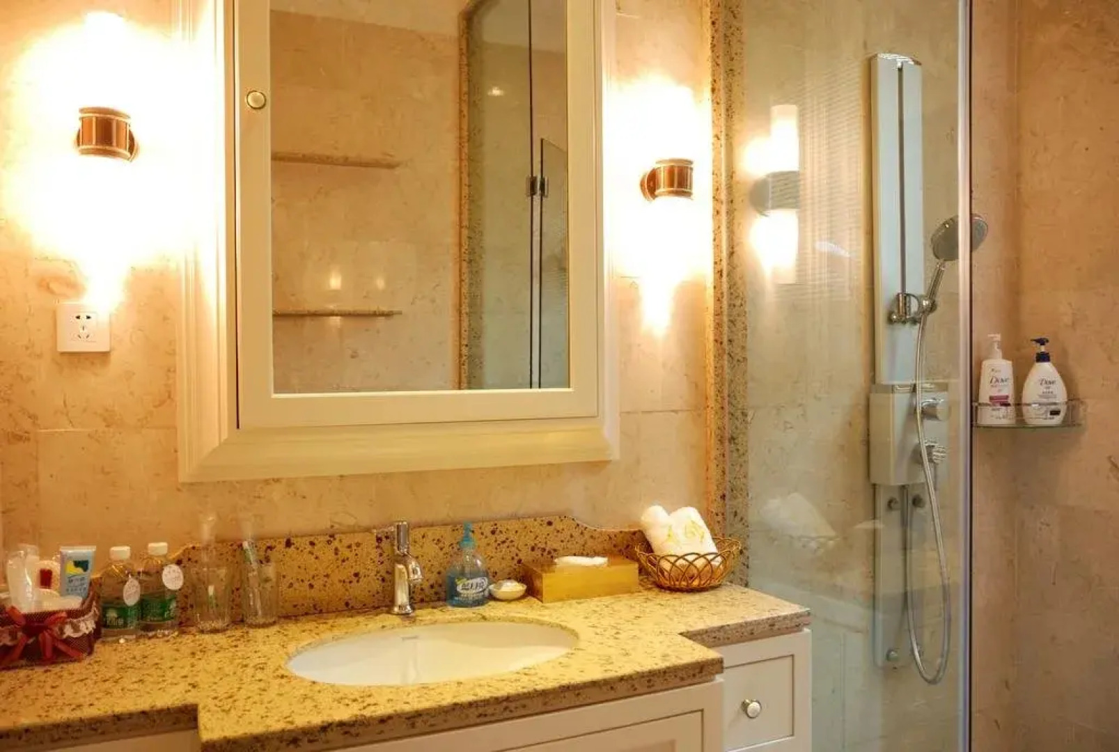 Chenqing Yimei Hotel