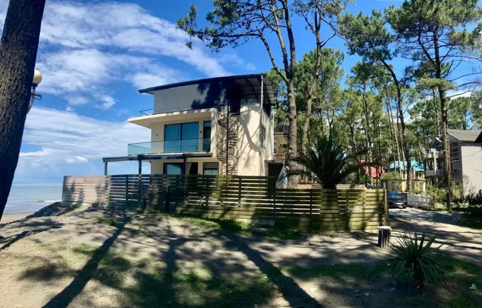 Yellow House in Grigoleti