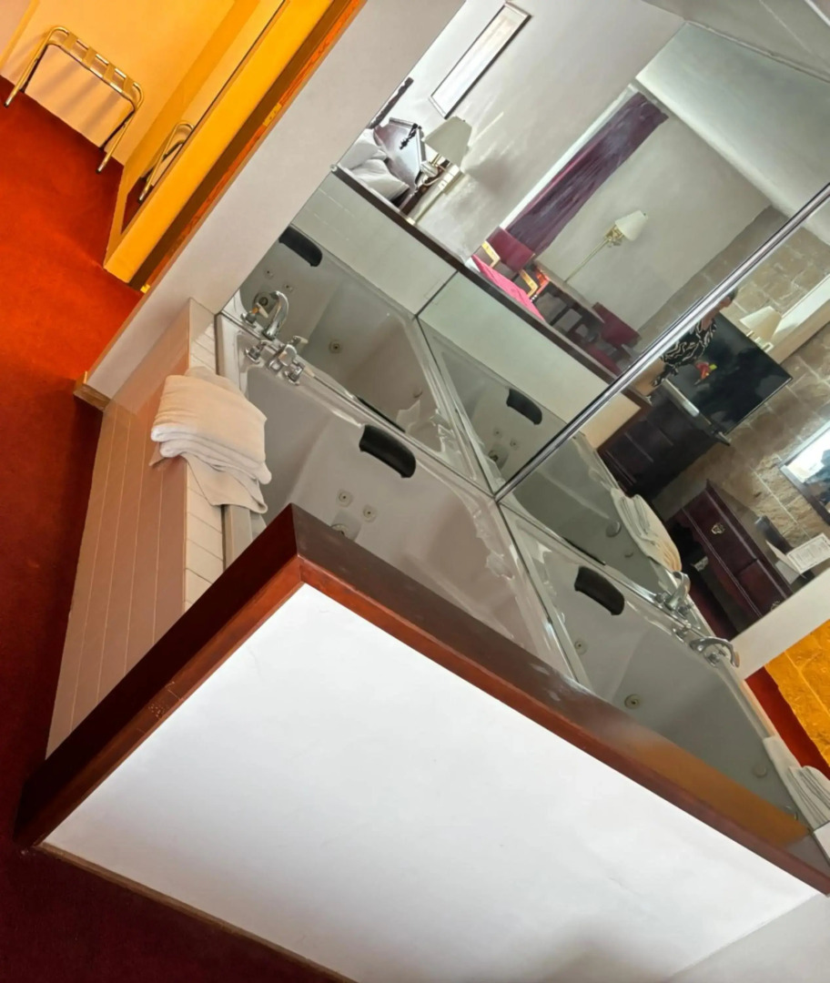 Voyageur Inn and Conference Center