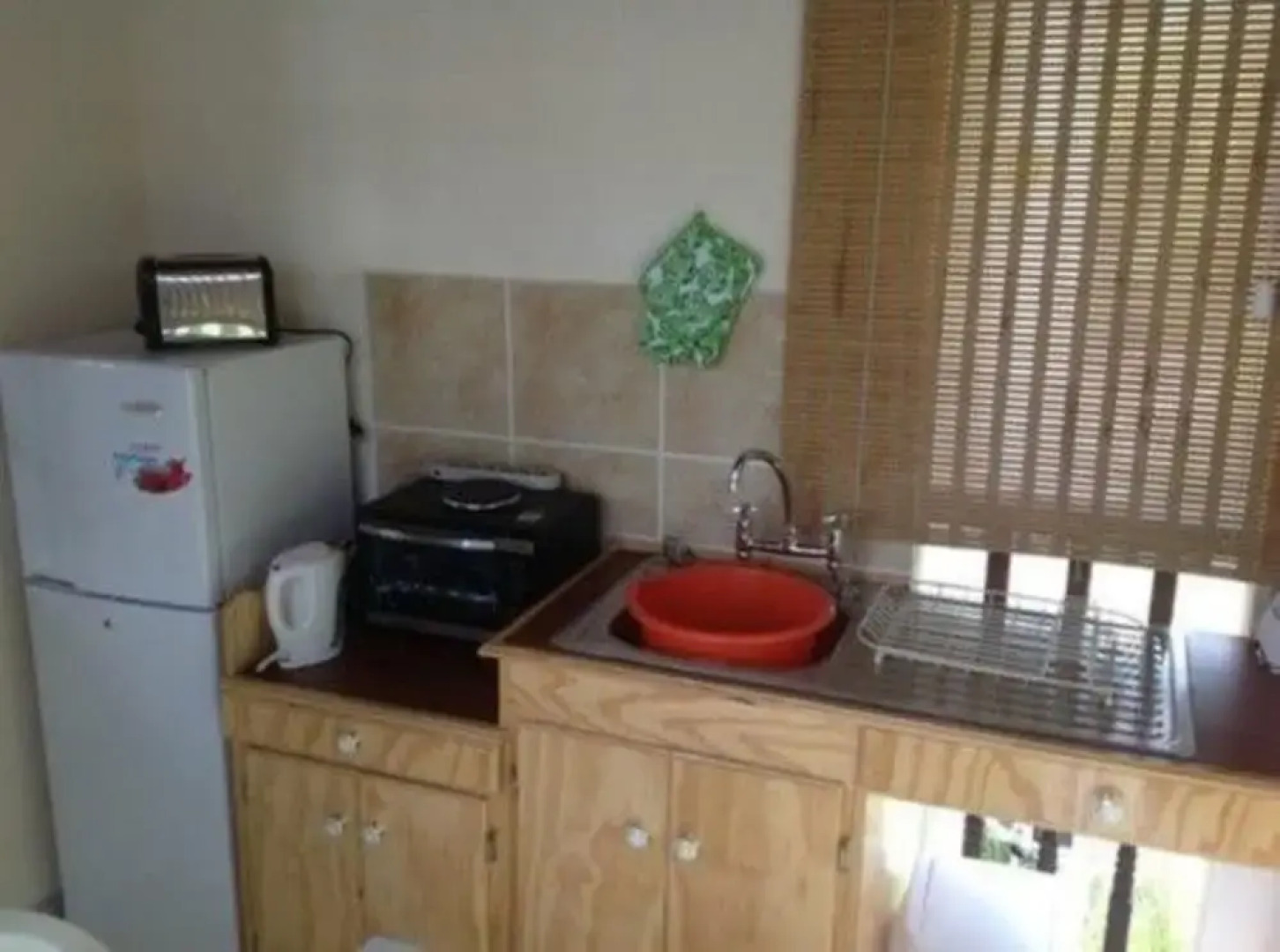 Palm Paradise Guest House and 2 Apartments