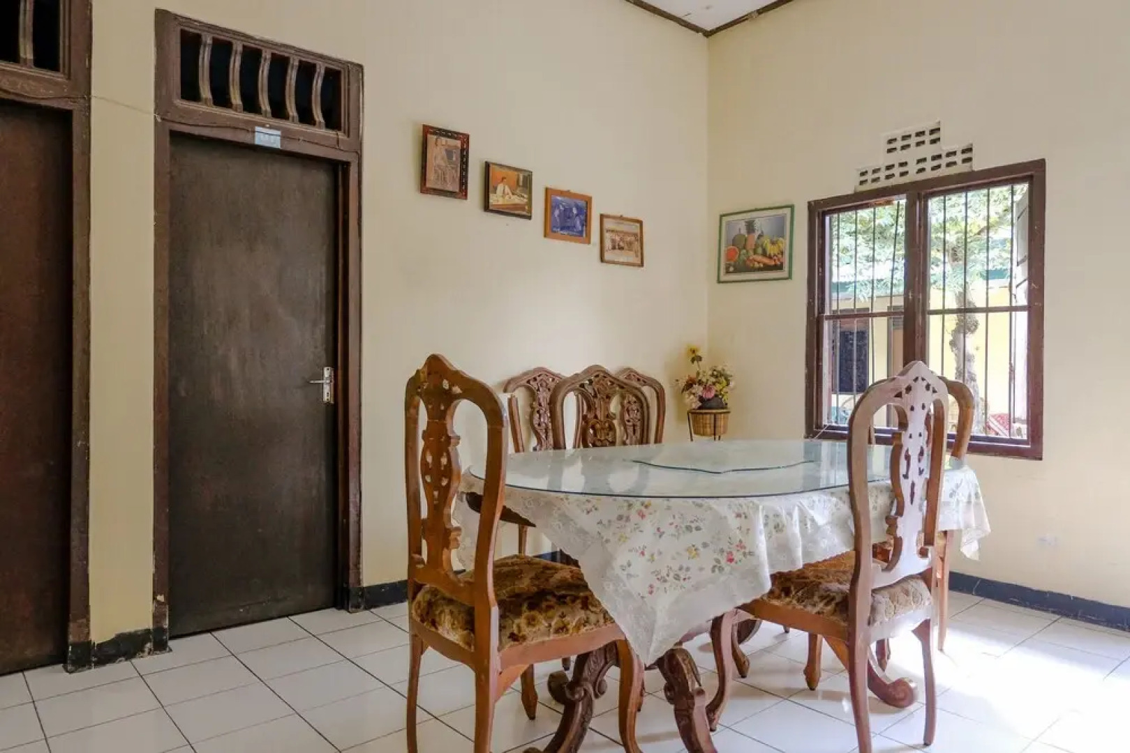 Hotel Maya by OYO Rooms