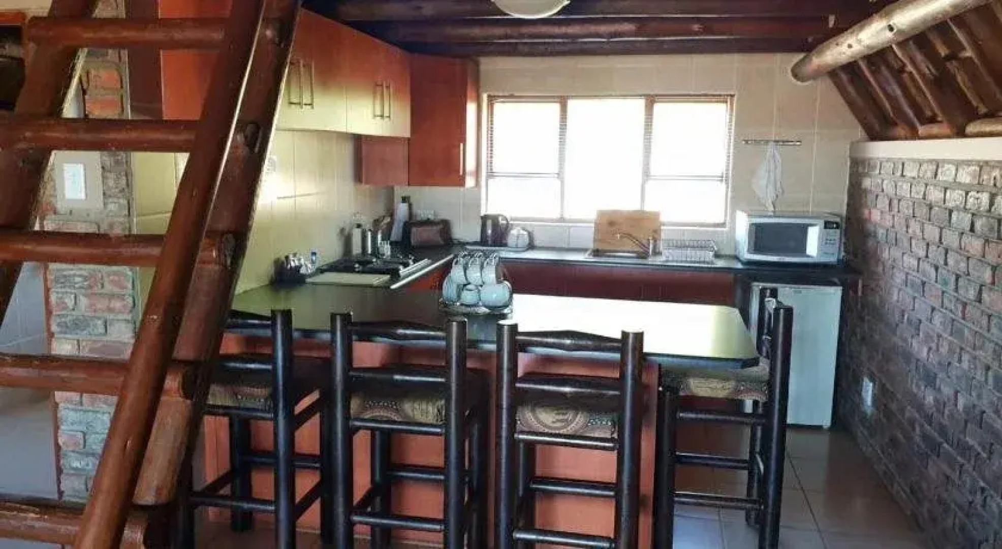 Charihandra Game Lodge