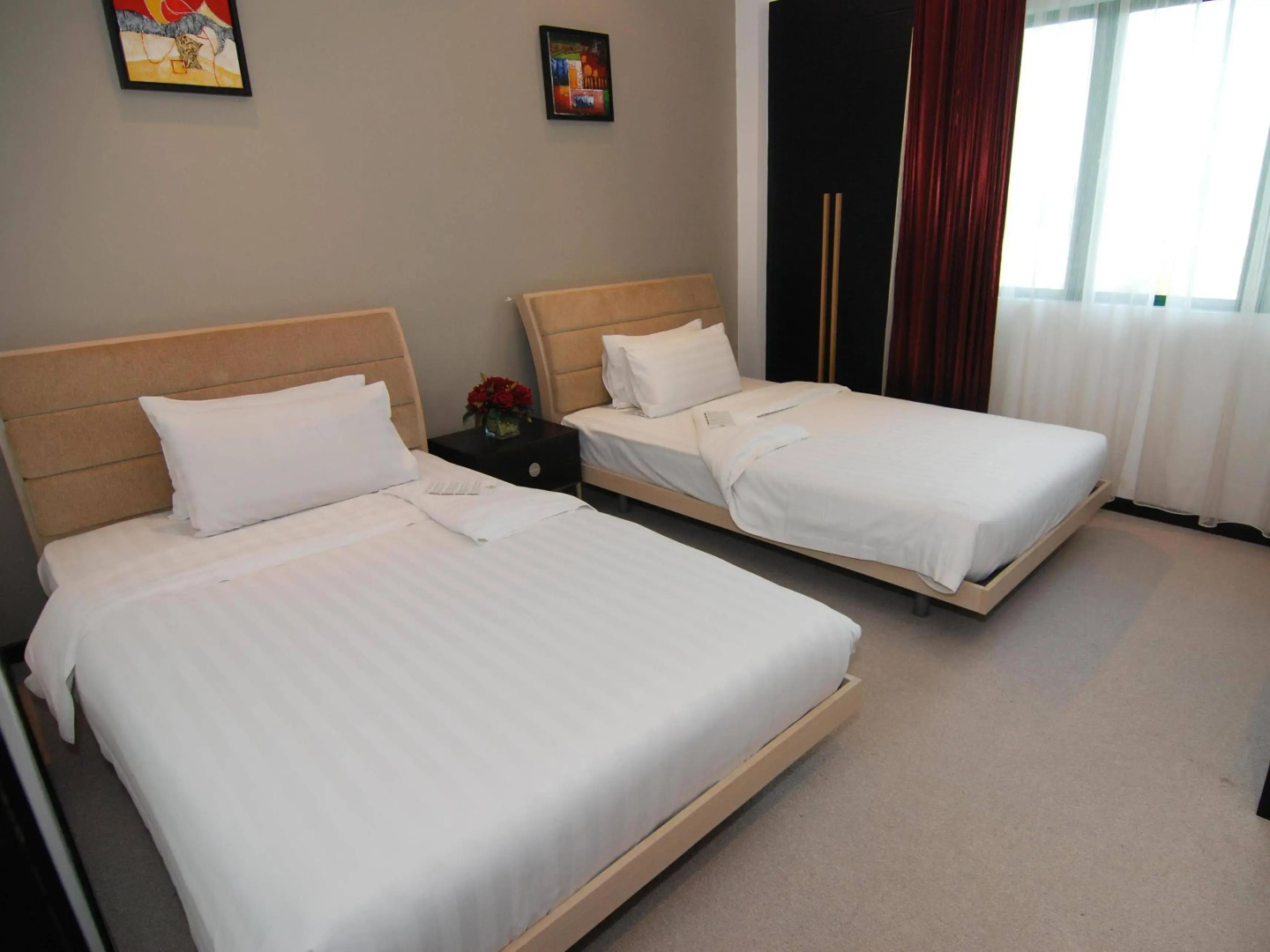 Likas Square Apartment Hotel