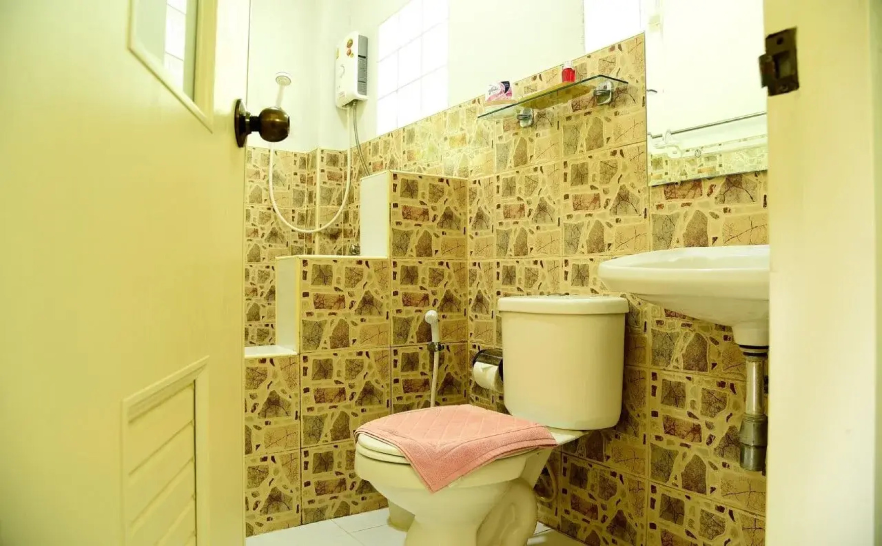 Les Robinsons De Ranong Resort