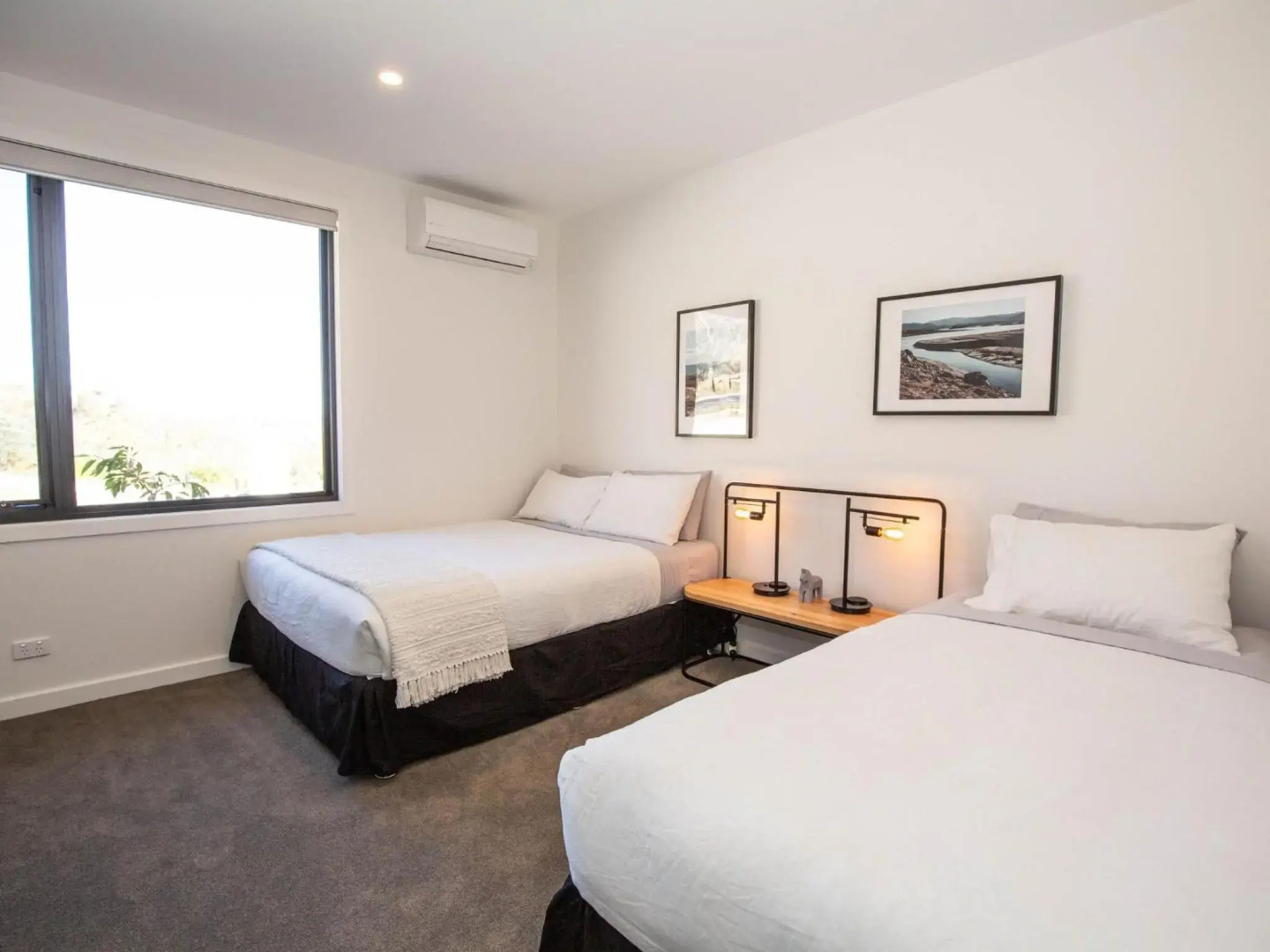 Spuren 4 of 2 Echidna Place East Jindabyne