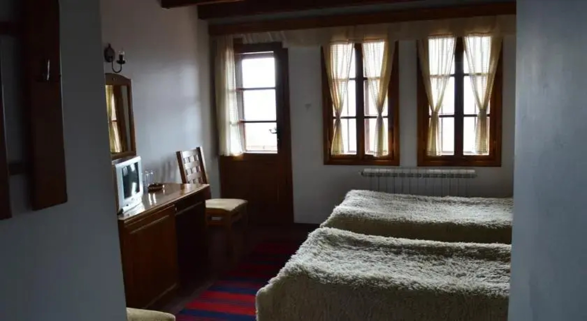 Kostadinovi Kashti Complex