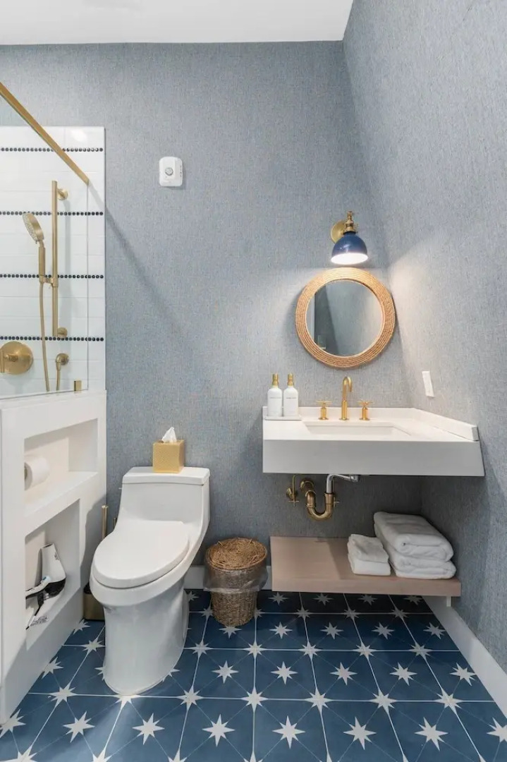 Block Island Bunk House