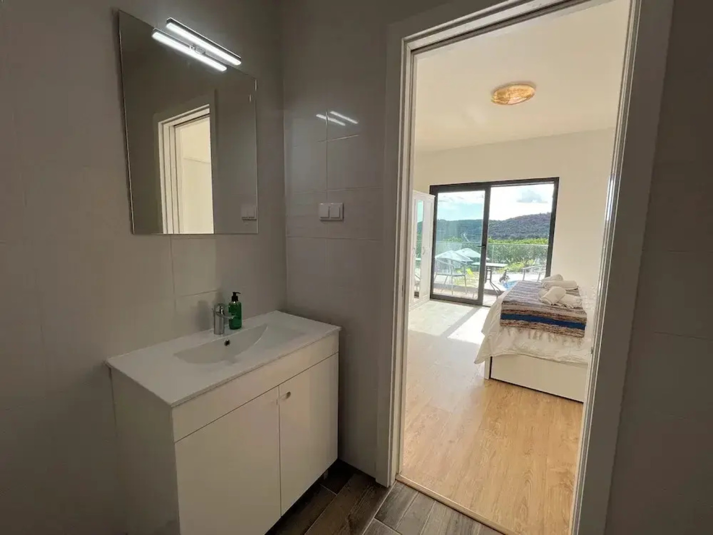 Orange Grove Residence