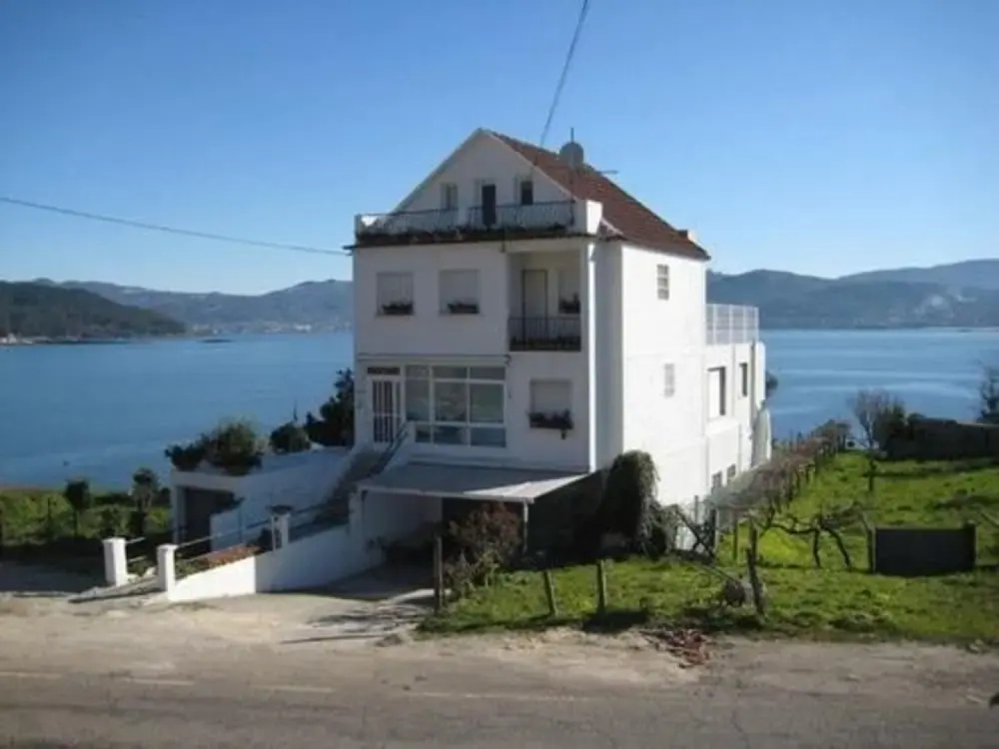 Galicia 100559 4 Bedroom Holiday home By Mo Rentals