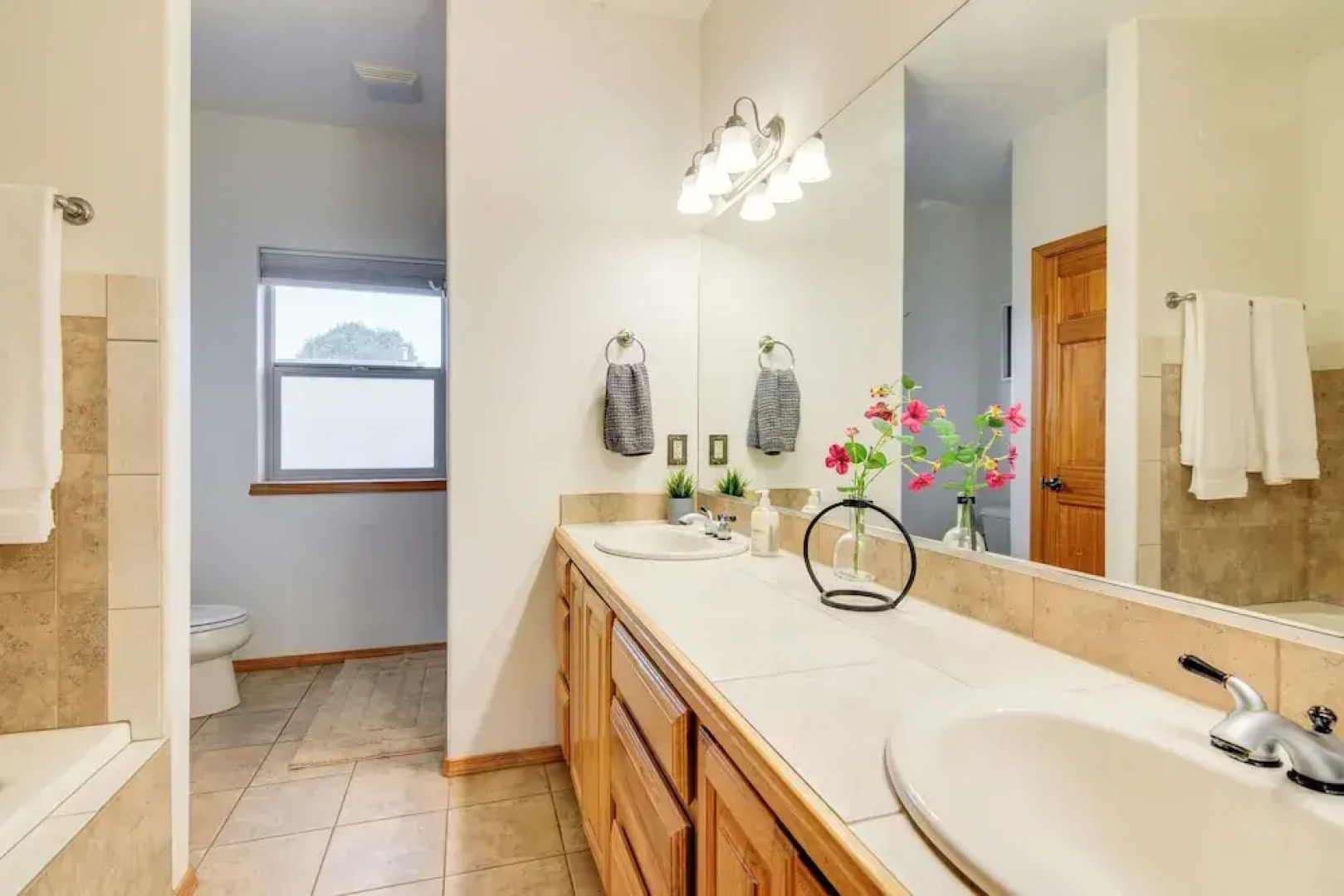 Modern Pagosa Springs Home w/ Deck on Village Lake