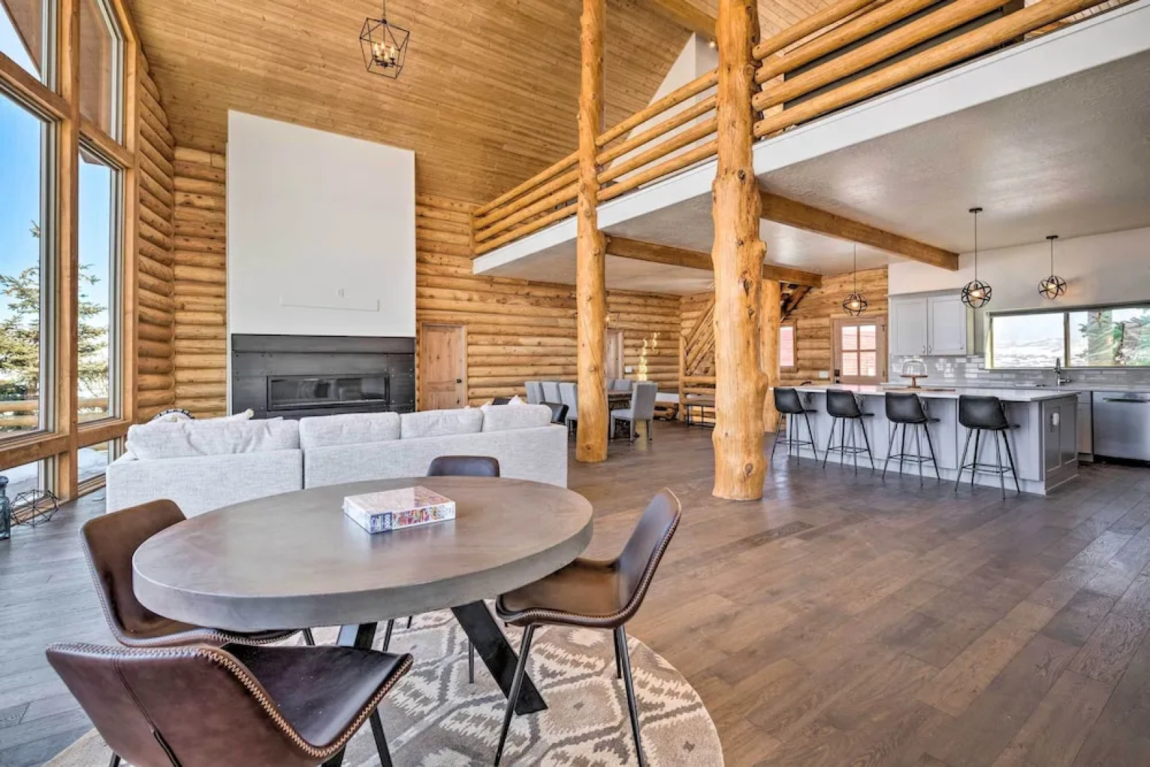 Luxe Mountain Cabin w/ Spa, 6 Mi to Park City!