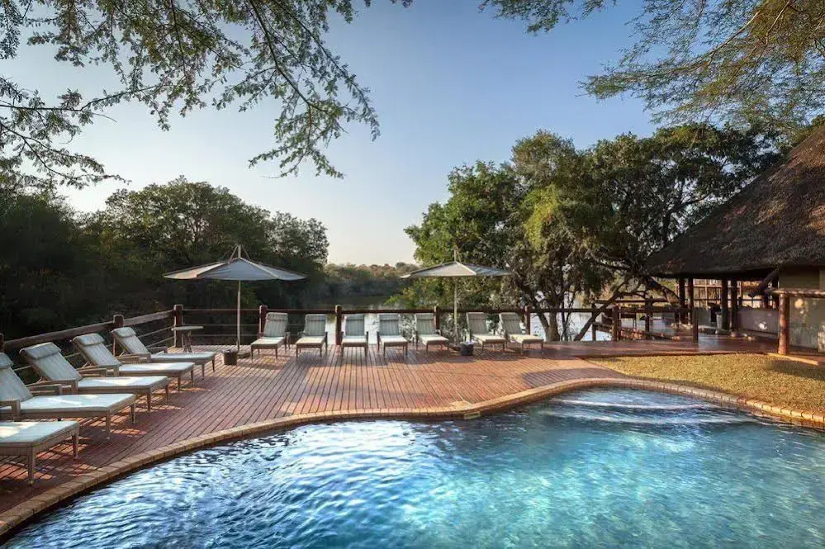 Thornybush Waterside Lodge