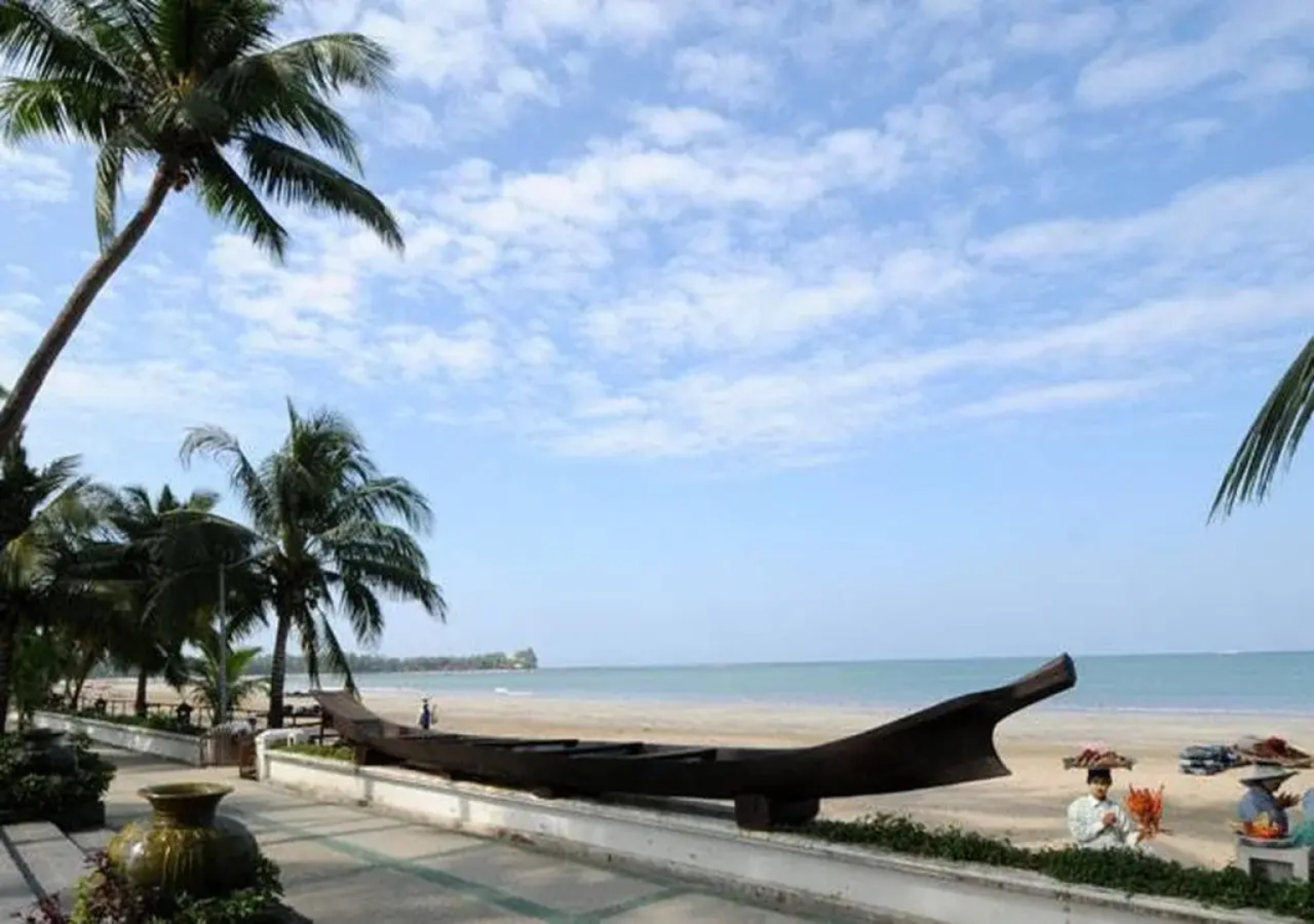 Amazing Chaung Tha Resort