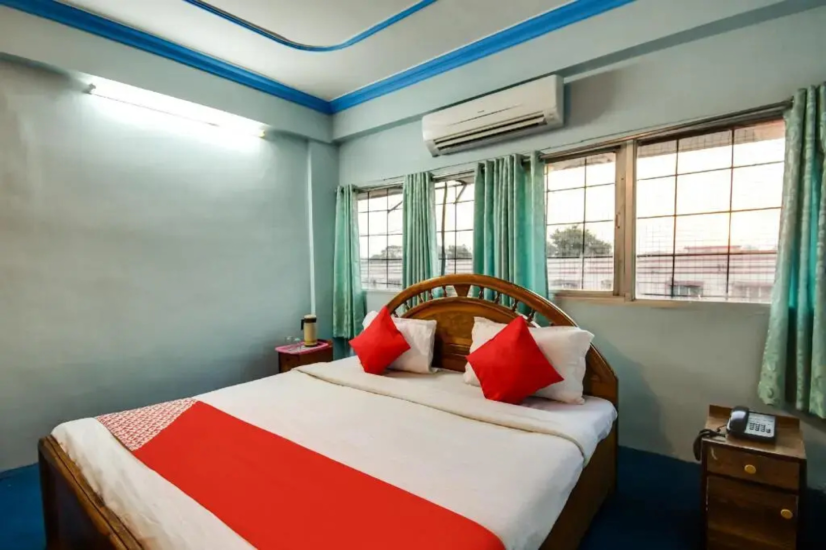 Hotel Ashirwad by OYO Rooms