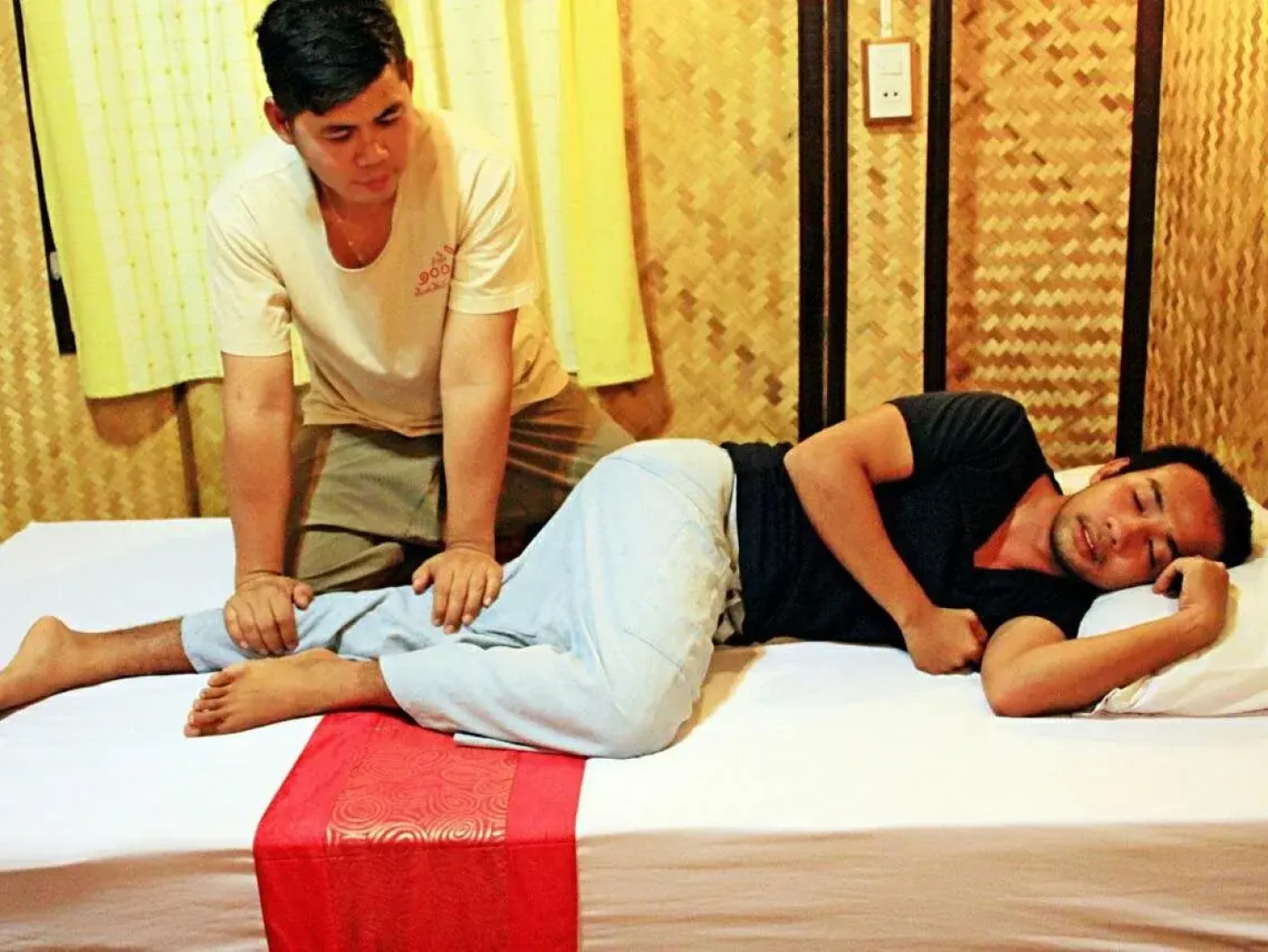 Baansuanlynjee Maeklong Resort