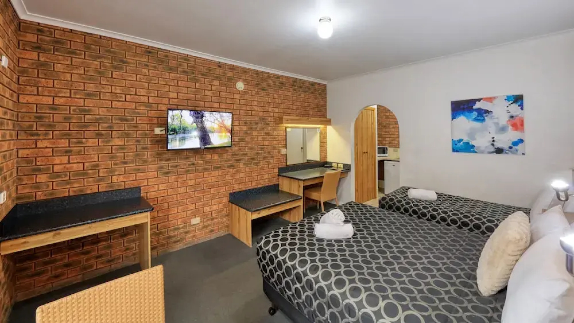 The Cottage Motor Inn Albury CBD