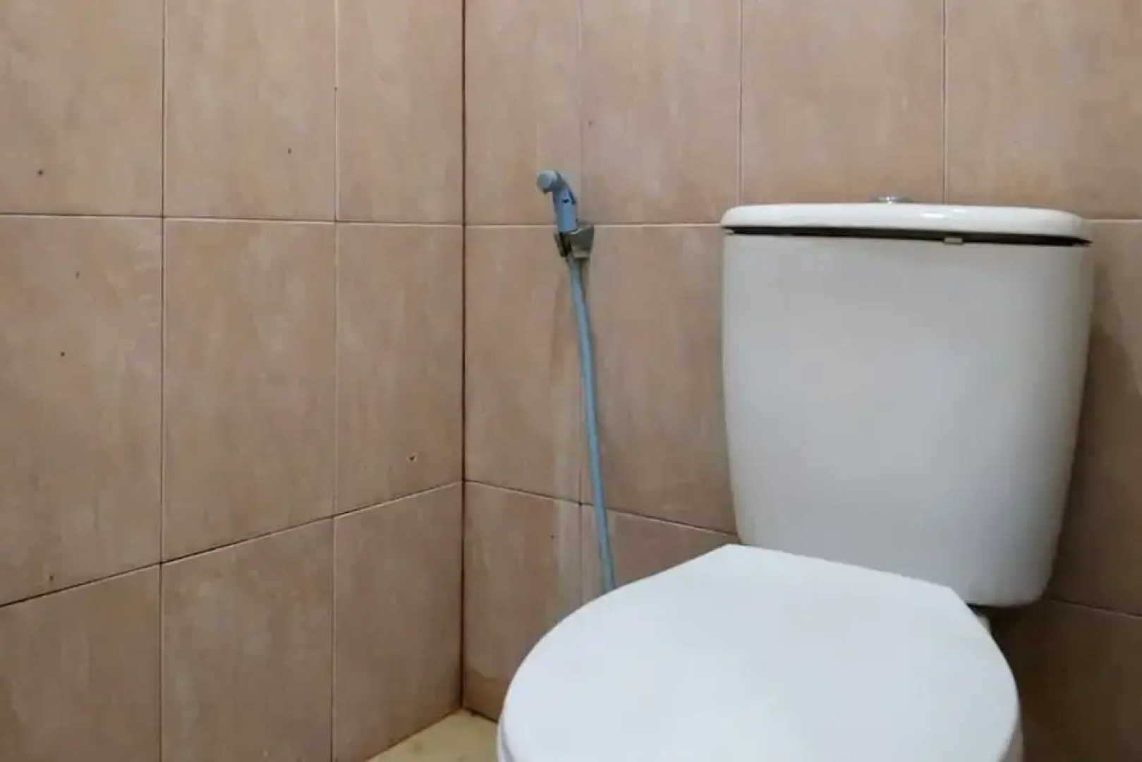 Hotel Surabaya Sumenep by RedDoorz