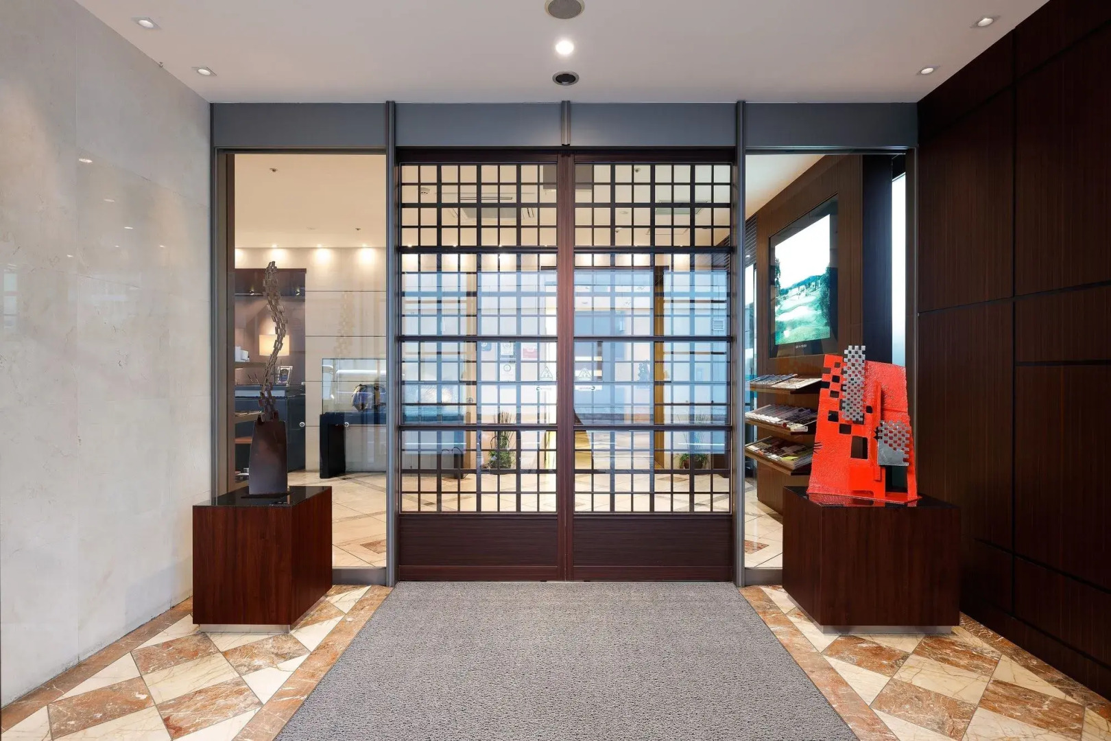 Отель Okayama Koraku 