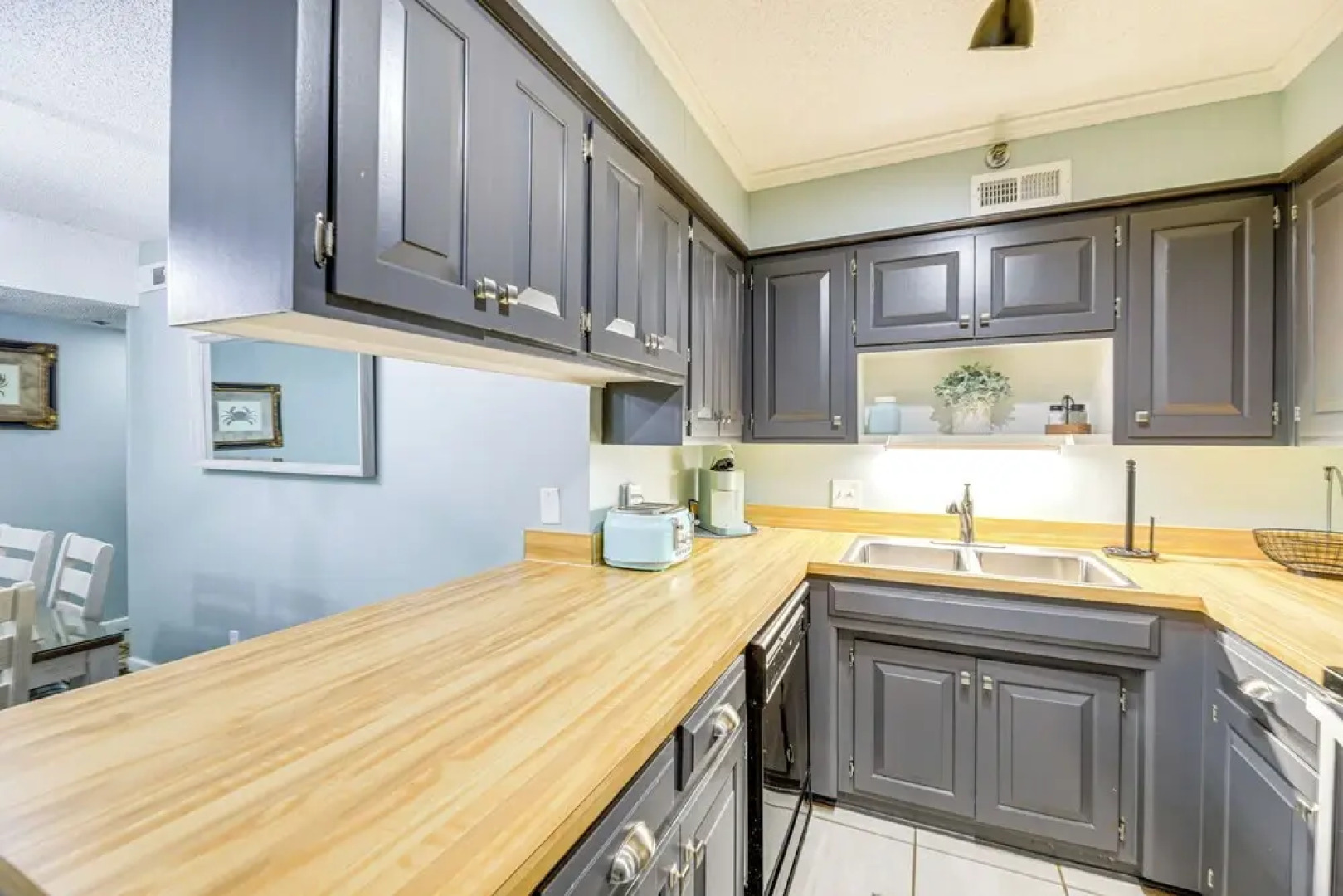 N Topsail Beach Oceanfront Condo w/ Pool!