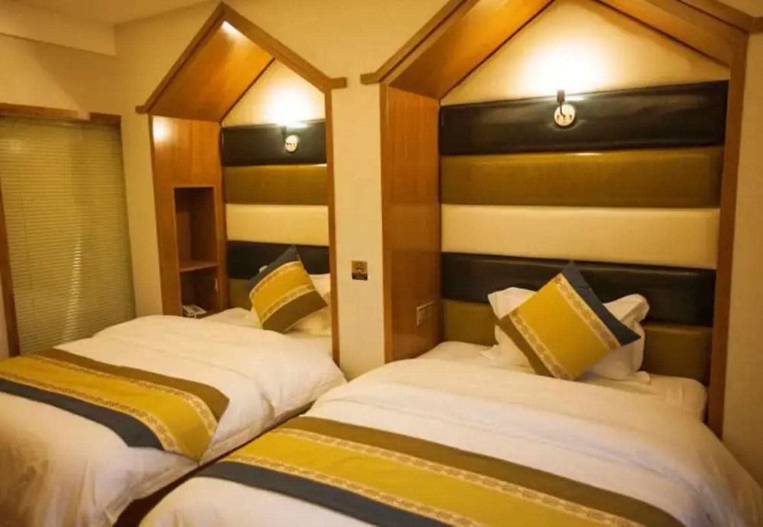 5 Yue Zhangjiajie Wulingyuan Branch