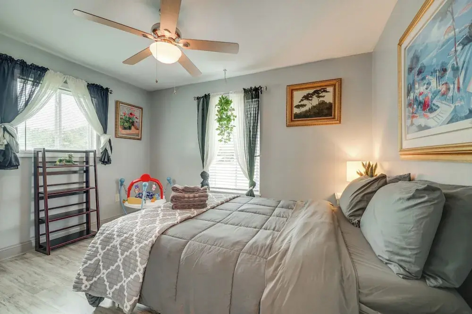 Family-friendly Leland Home w/ Patio & Grill