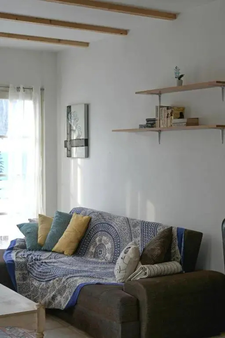 Beachlife: The Apartment