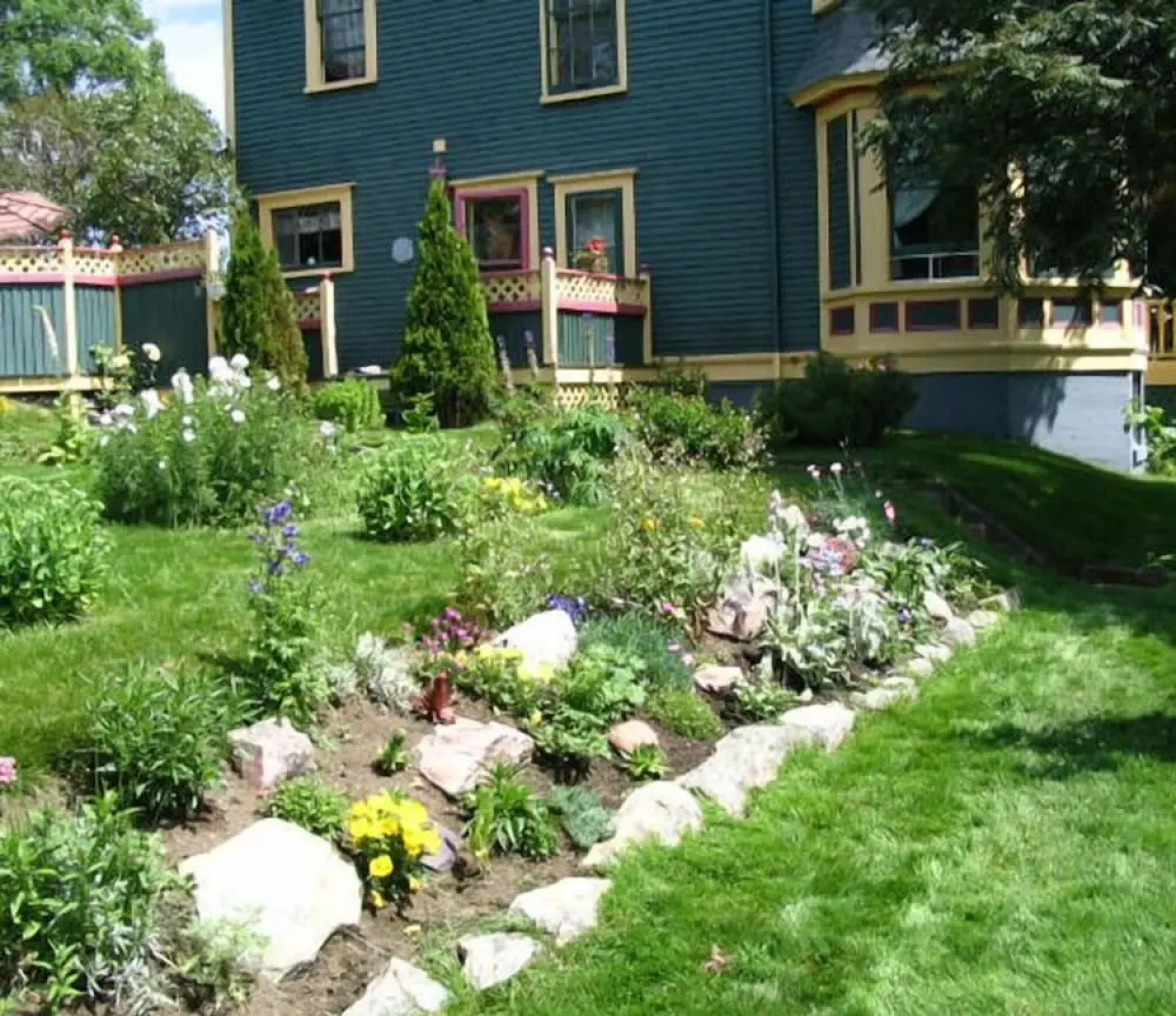 Rothesay House Heritage Inn B&B