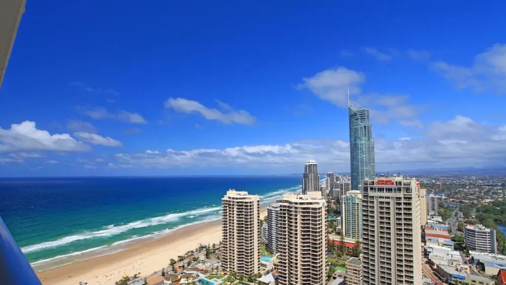 H Residences by Holiday Holiday