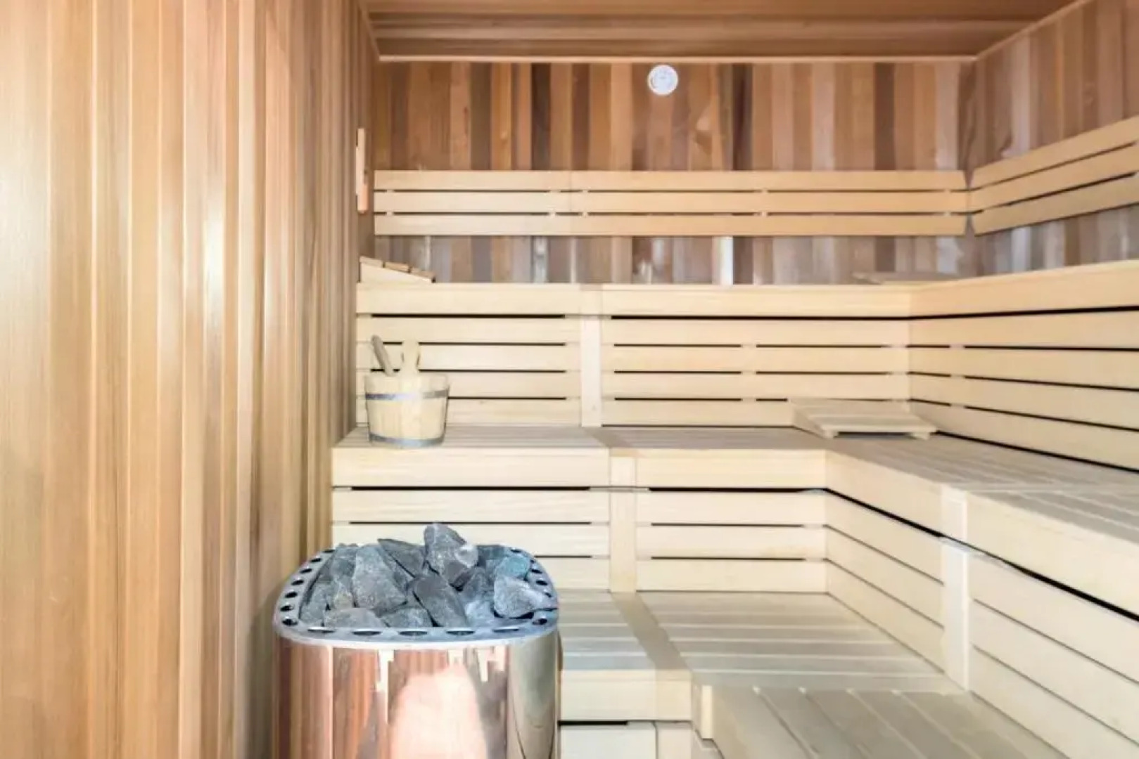 Luxe apmt Zwembad Sauna op Duin aan Strand, registratie 17146E3088BEB97A4E16