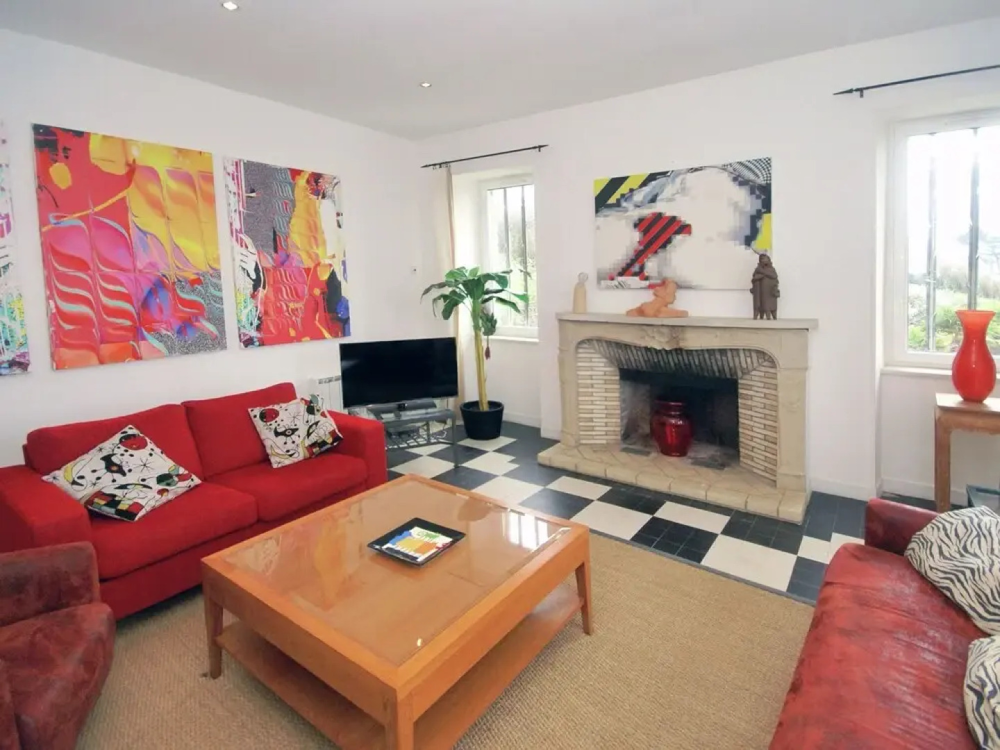 Luxurious Villa in Locquirec With Terrace