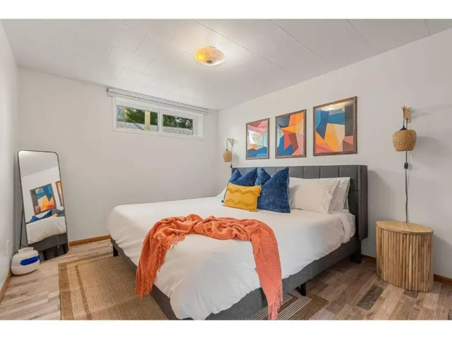 The Colour I 10 Minute To Royal Tyrrell I Sleeps 7