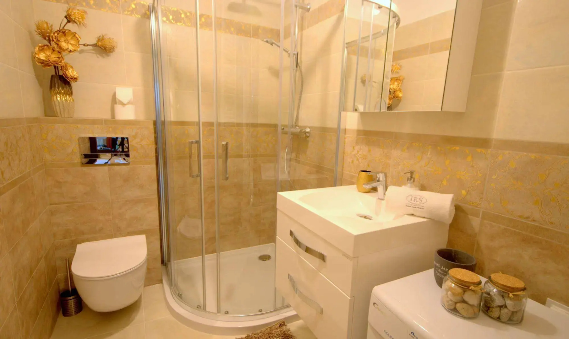 IRS ROYAL APARTMENTS - IRS Nad Motlawa