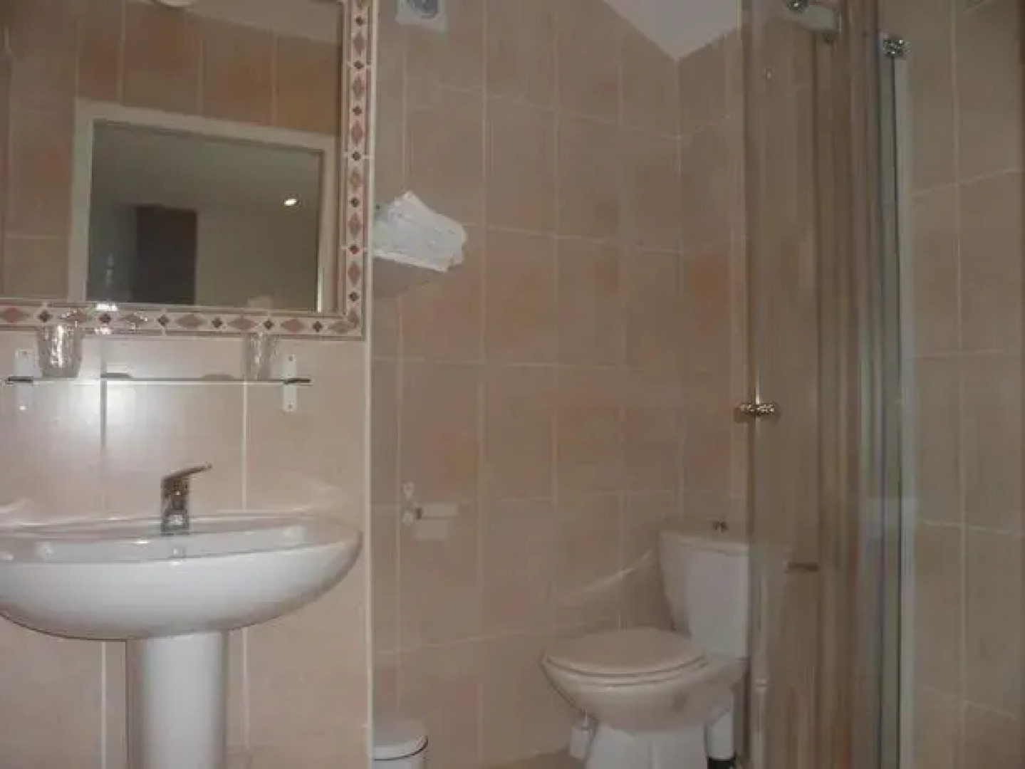 Hotel L'Escale des Alpilles