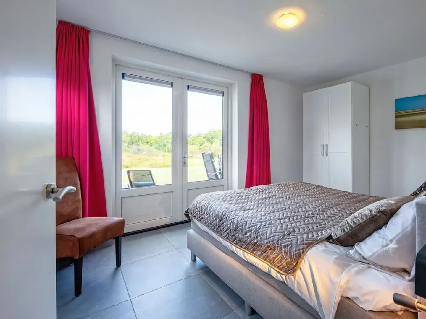 Stylish Texel Escape With Spa