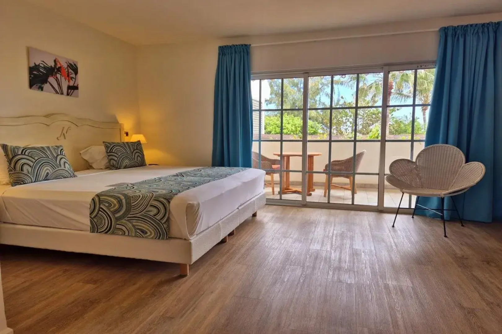 Le Nautile Beachfront