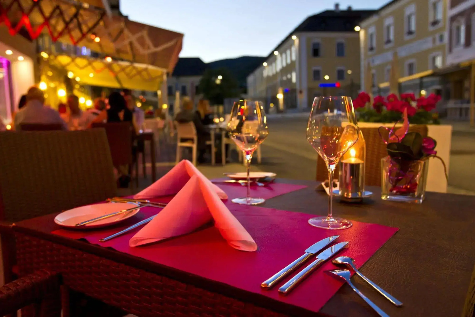 Iris Porsche Hotel & Restaurant