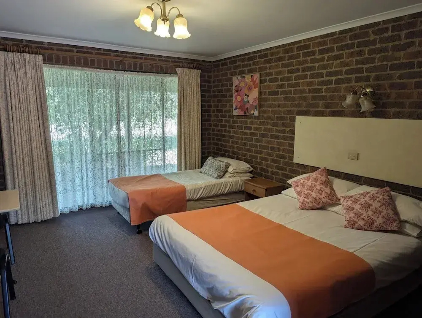 Barham Colonial Motel