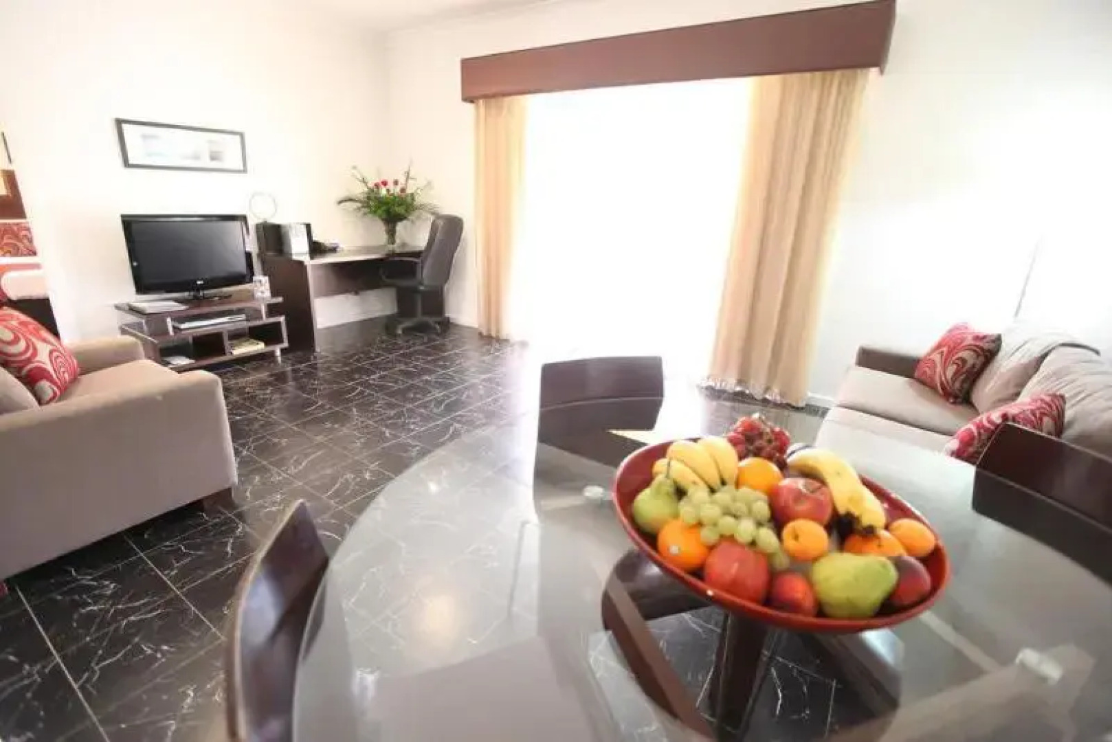 Blazing Stump Motel & Suites