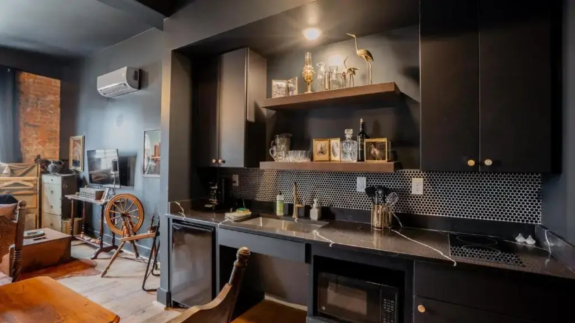 Pickle Factory Eight Unforgettable Rooms Sleeps 16