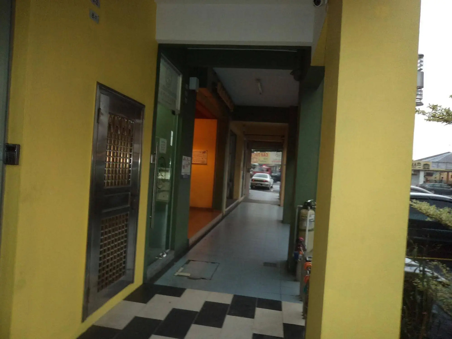 OYO 424 KK Inn Hotel