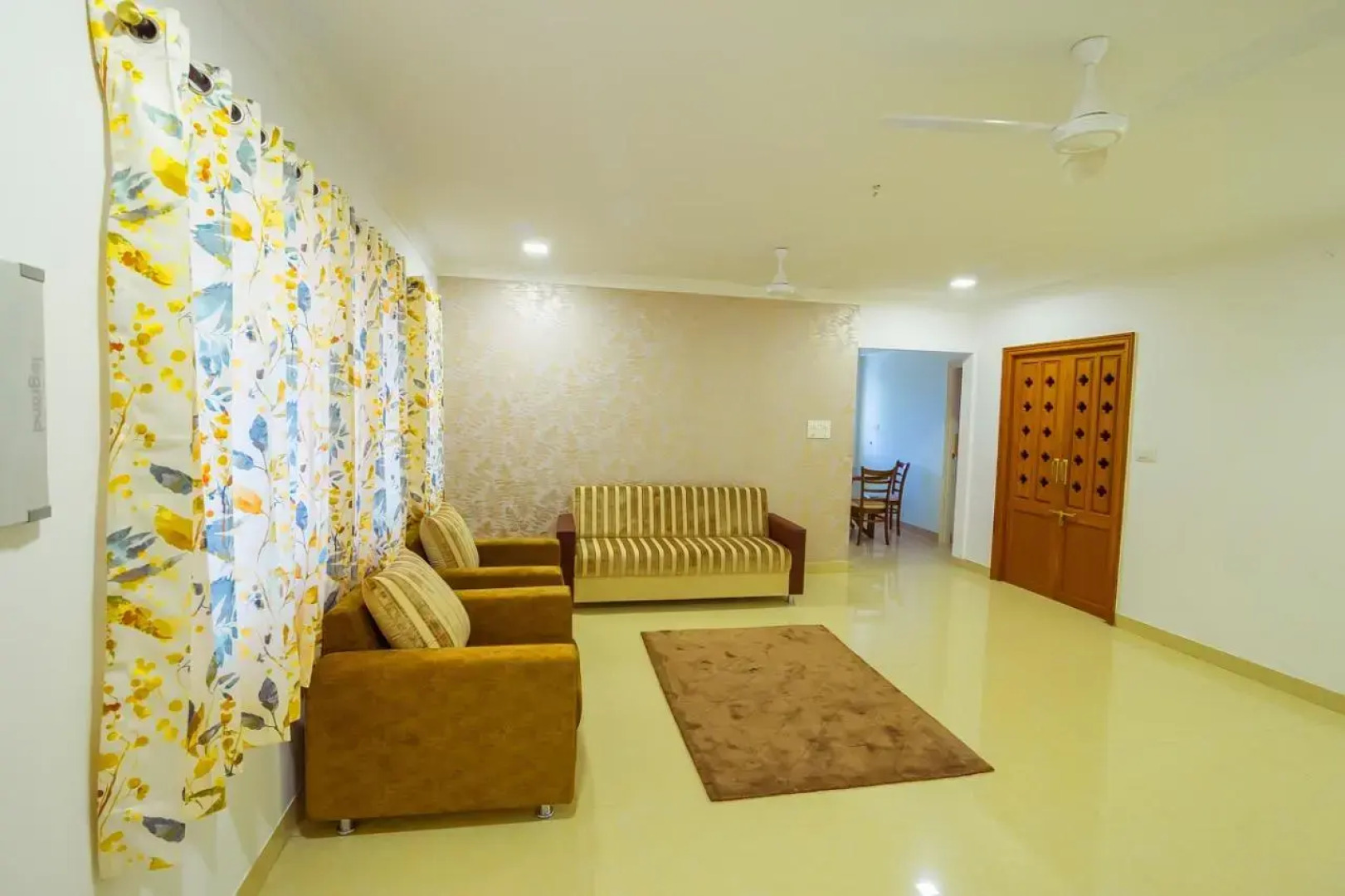 LIVGRAND LAKSHMI KRUPA APARTMENT MG Road Salem