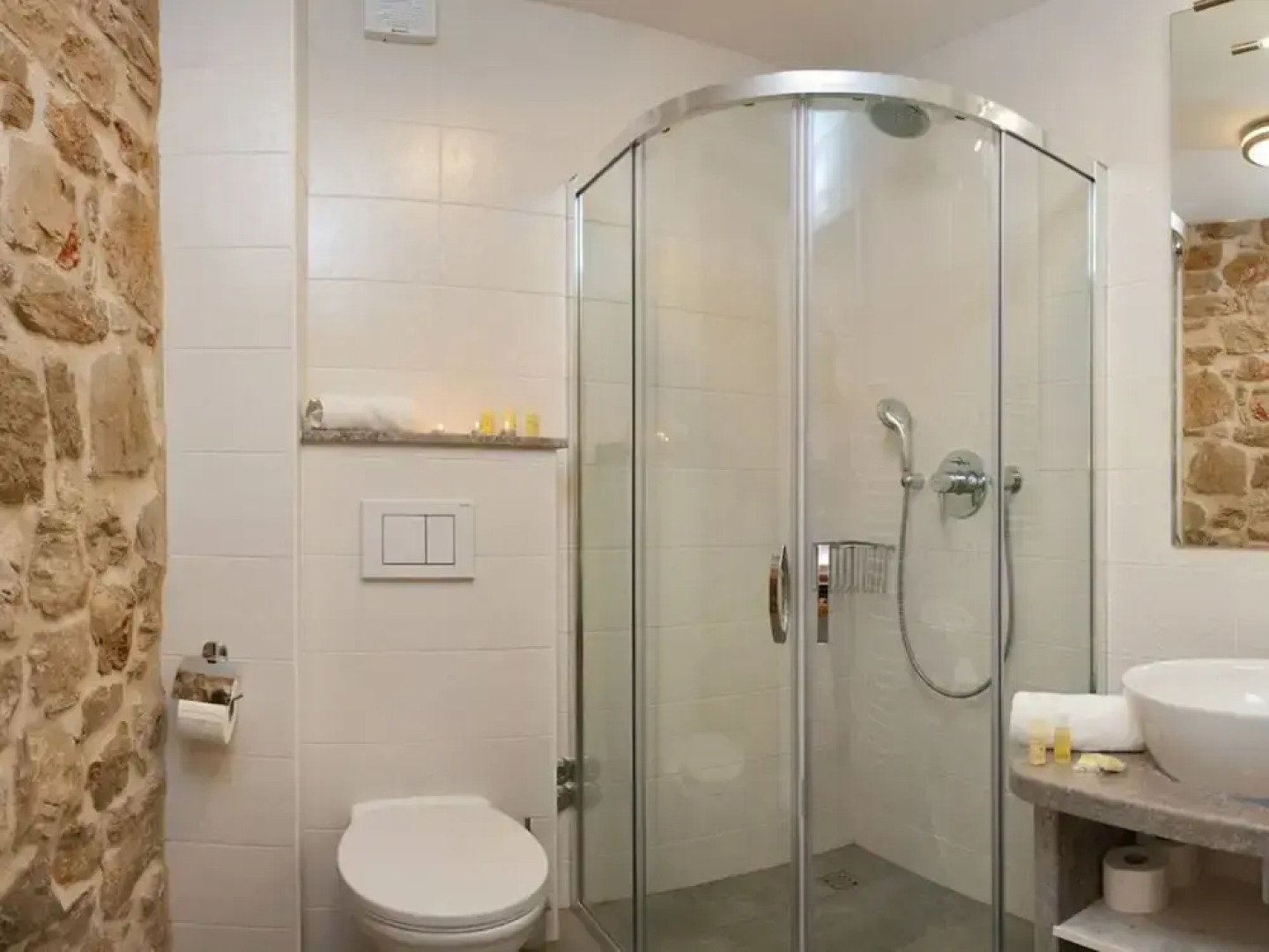 Sea-view Villa in Bol with Hot Tub, Sauna, Whirlpool