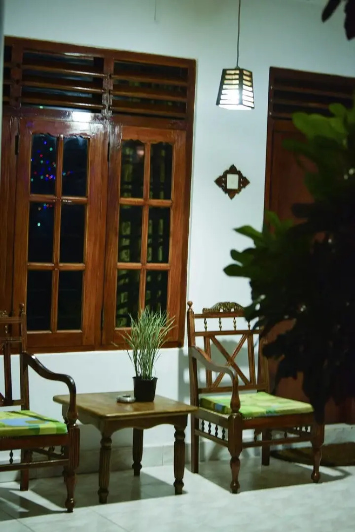 Hotel Happy Night Holiday Inn