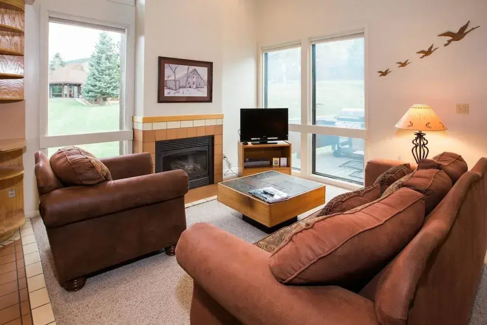 Three Kings Condo Near the Lifts by RedAwning
