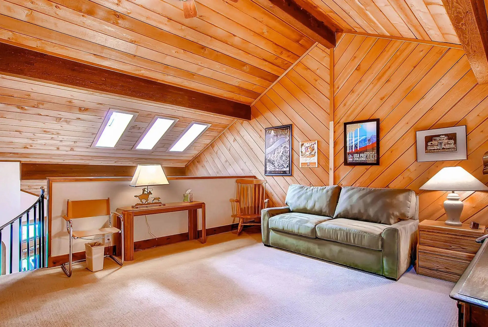 Ridgepoint Townhomes by East West Hospitality