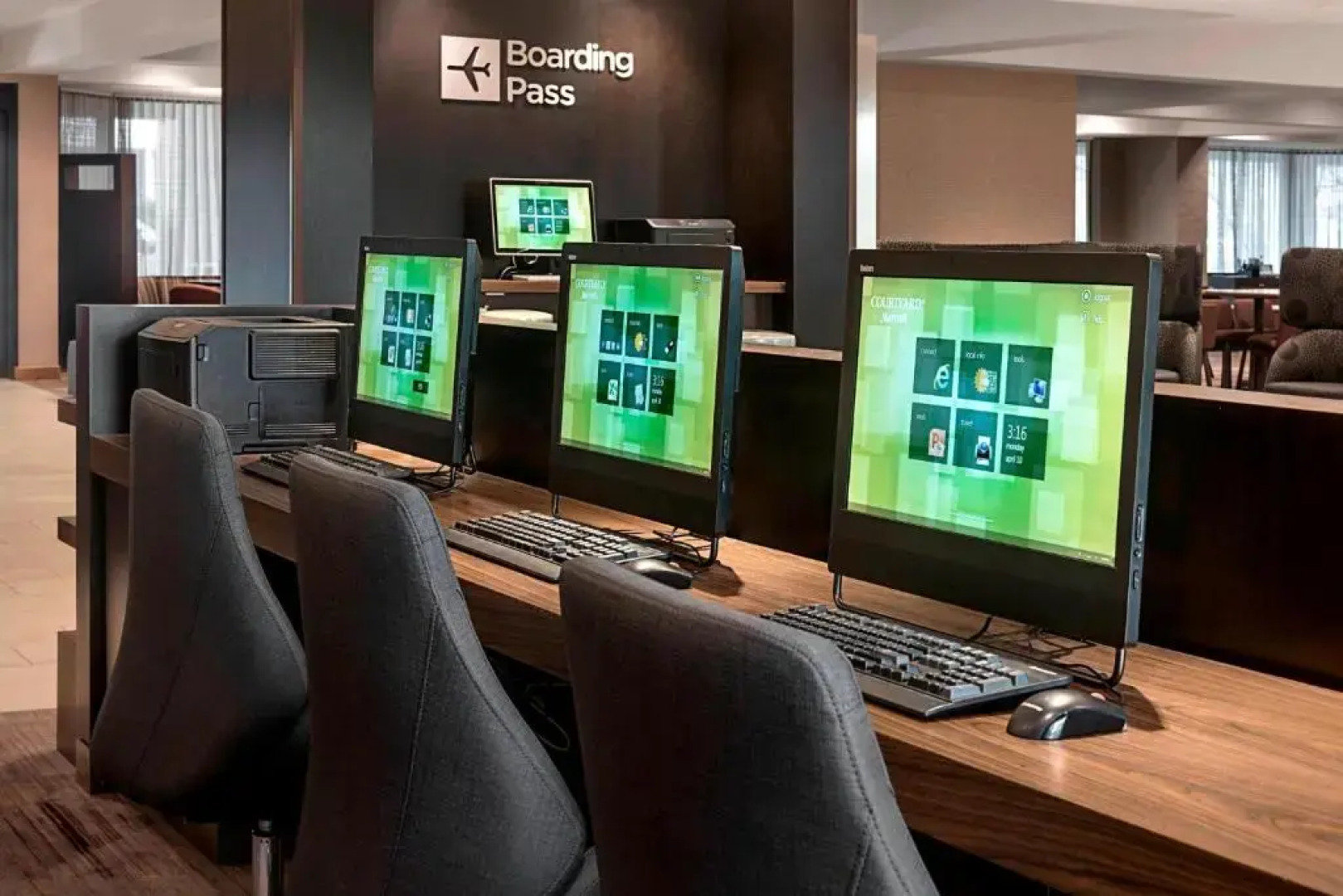 Courtyard Jersey City Newport